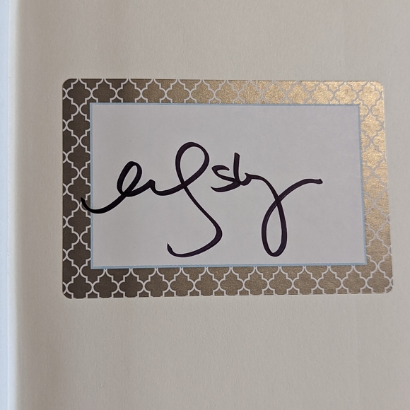 Autographed book by Evelyn Skye - Picture 2 of 2